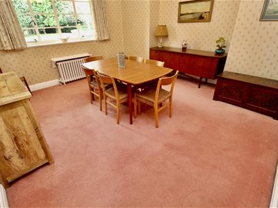 Dining Room / Fifth bedroom